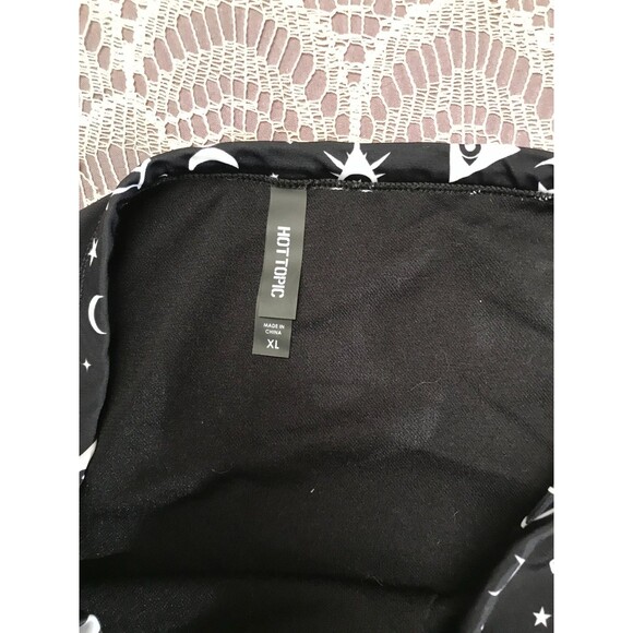 Hot Topic Black & White Bikini Bottoms Size XL Zodiac Signs Goth High Cut - Picture 6 of 6